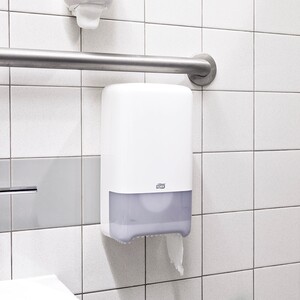 Tork Mid-size Toilet Paper Roll T6 White 135M